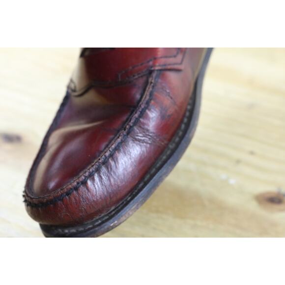 GH Bass Weejuns Mens 9D Red Leather Penny Loafers Logan Slip On Shoes - Picture 12 of 12